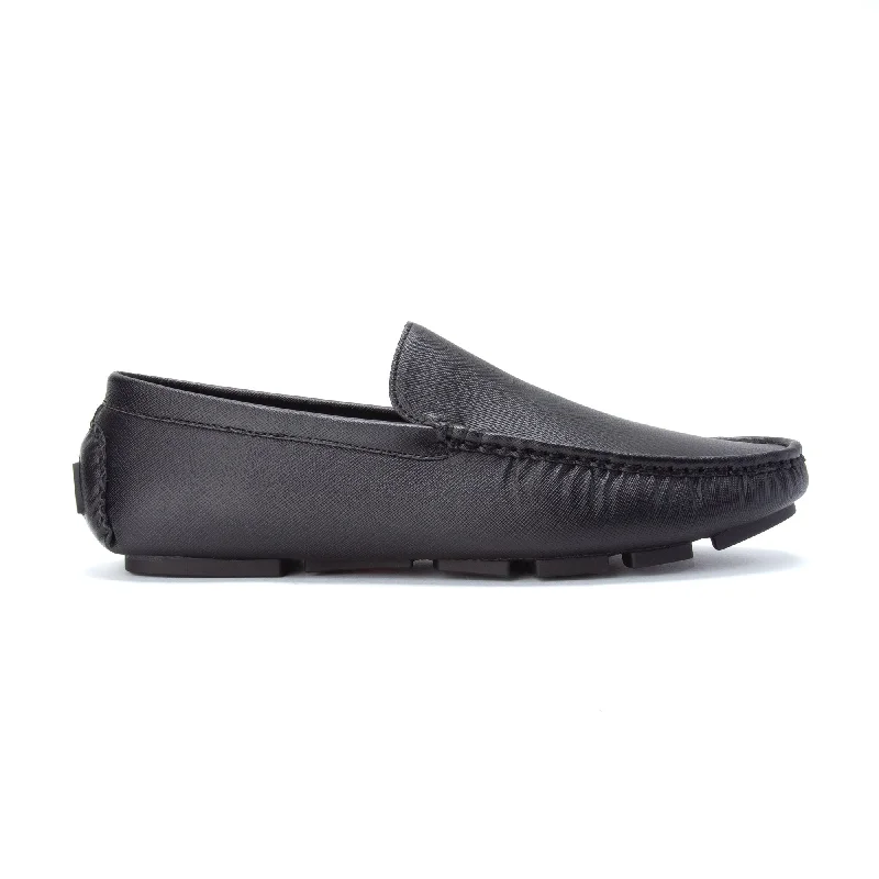 BATA Flexible Men Loafers 851X726