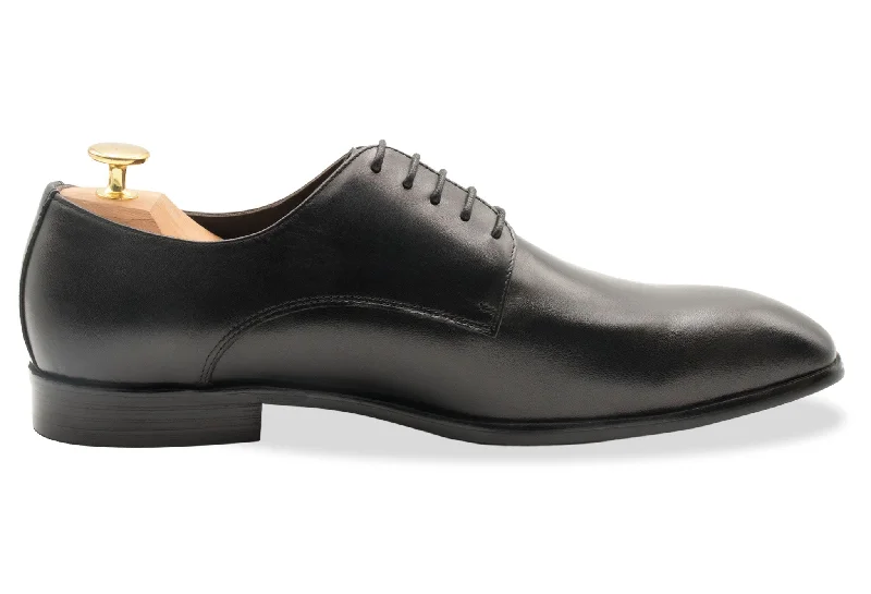 Ibarreta Semi-Wholecut Black Derby