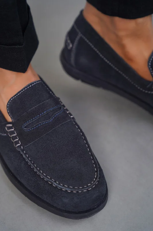 LIGHTWEIGHT SUEDE LOAFERS