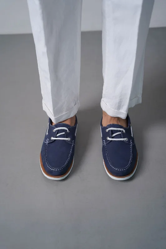 TUMBLED LEATHER BOAT SHOES